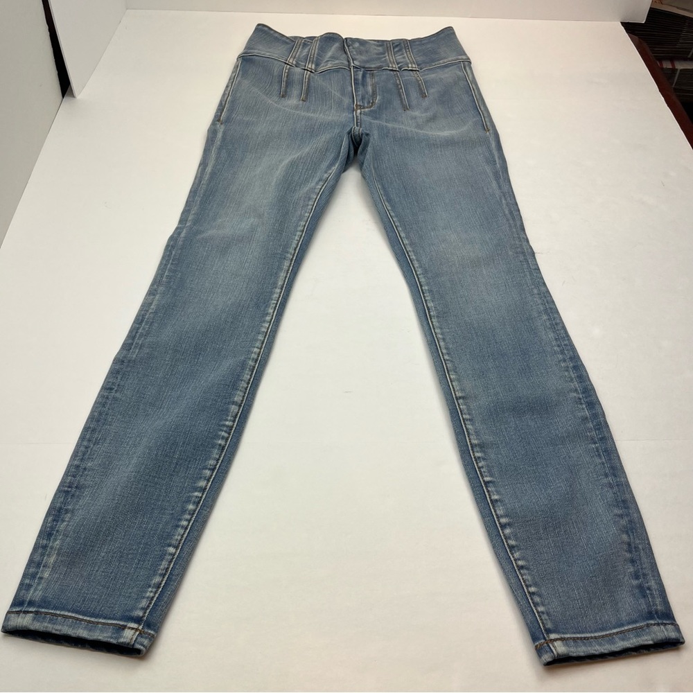 Anthropologie Pilcro Size 28 High Waisted Blue Denim Jean Snap‎ Zip Closure